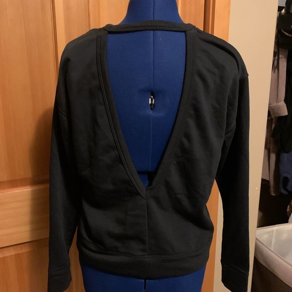 NEW Nike Dri-Fit Open Back Sweatshirt - Picture 3 of 5